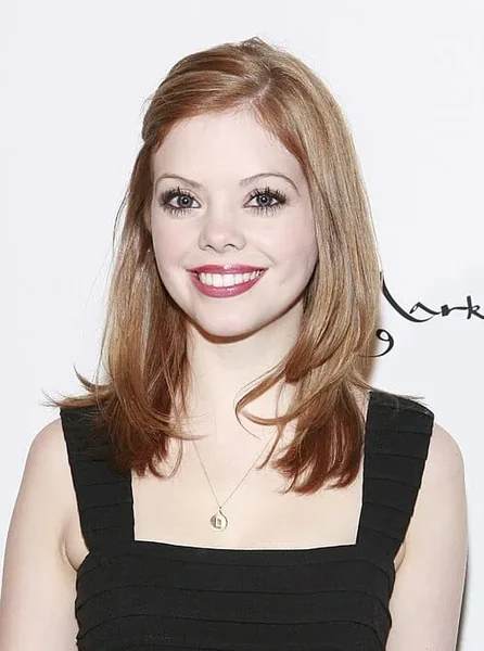 Dreama Walker