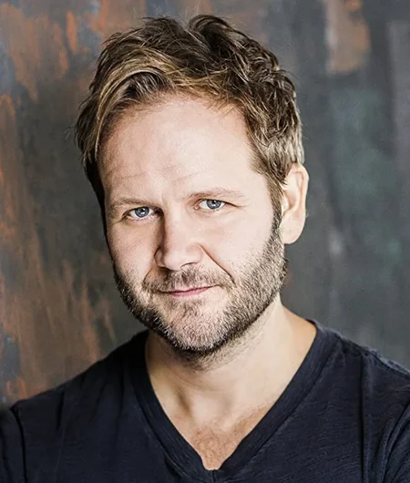 Evan Buliung