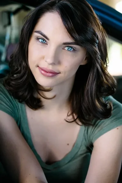 Kimberly Leemans