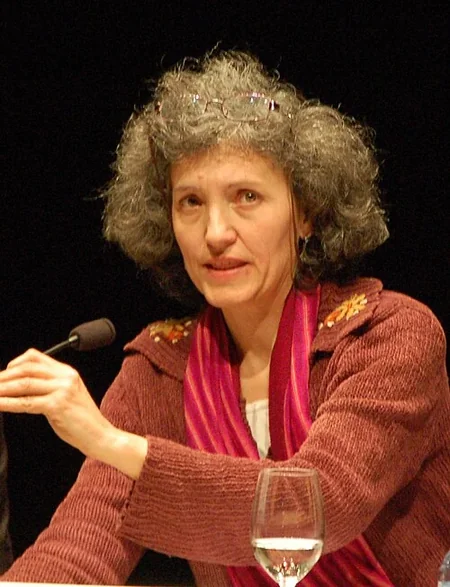 María Senra