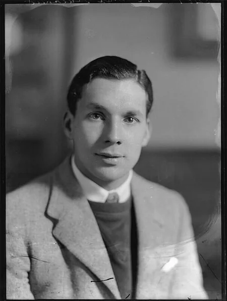 Max Faulkner